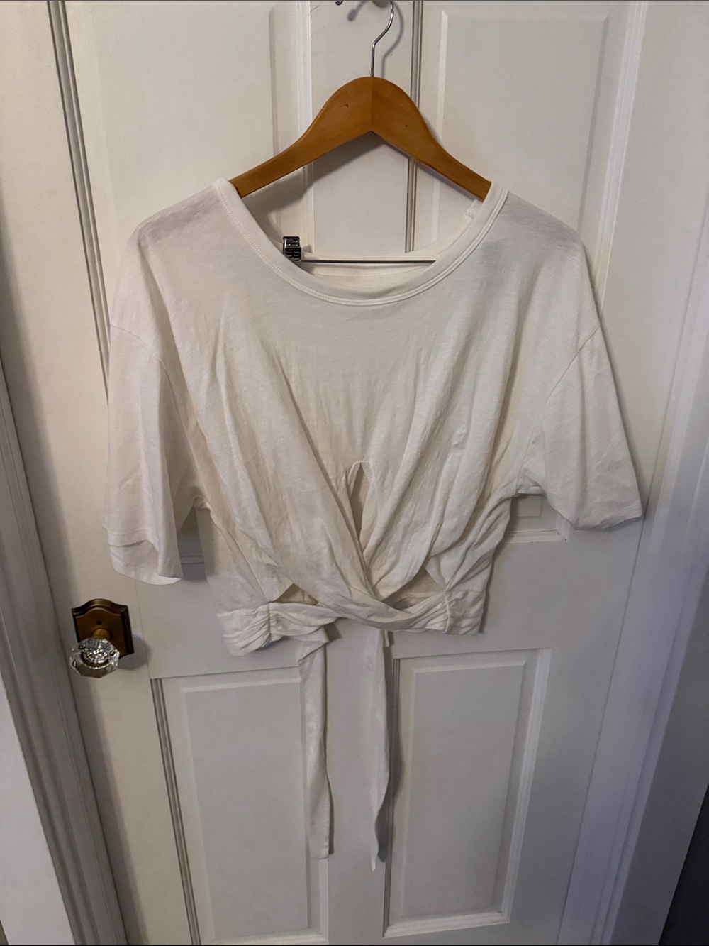 aerie White Tie-Front Crop Top